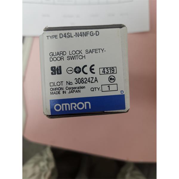 OMRON歐姆龍AC/DC自由電源型光電傳感器E3JK-RN12 2M